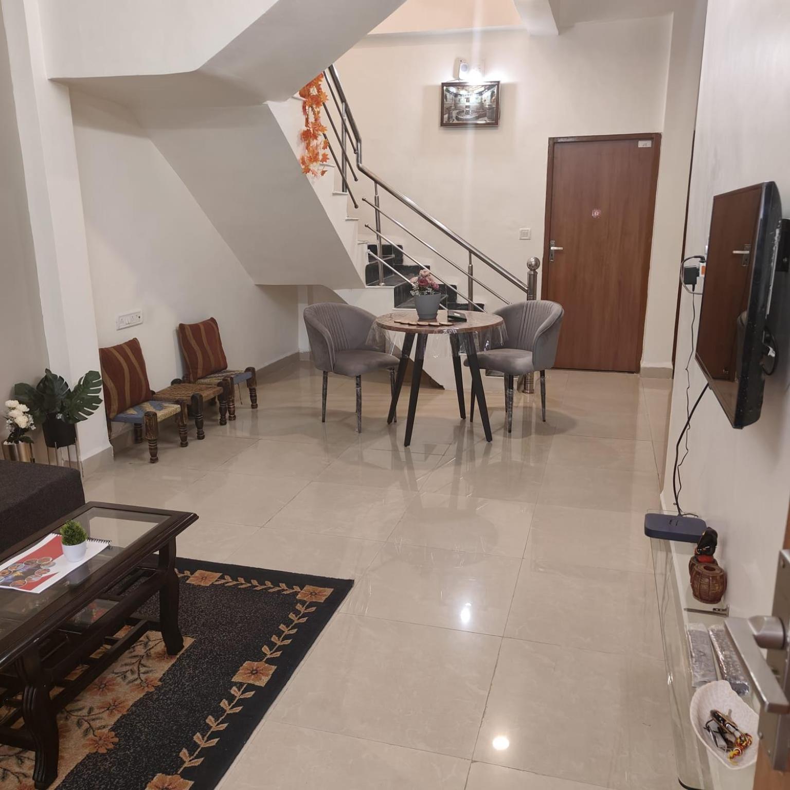 Mahadev Mansion Vila Ujjain Exterior foto